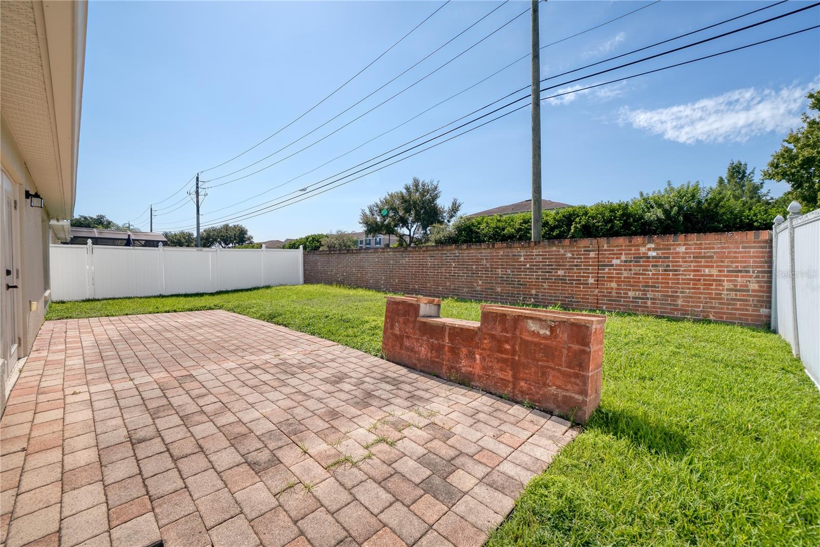 341 Willowbay Ridge St Property Photo 32