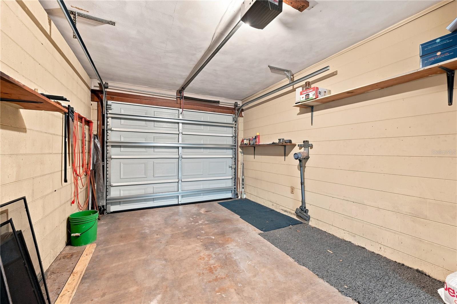 622 Martin Ave Property Photo 28
