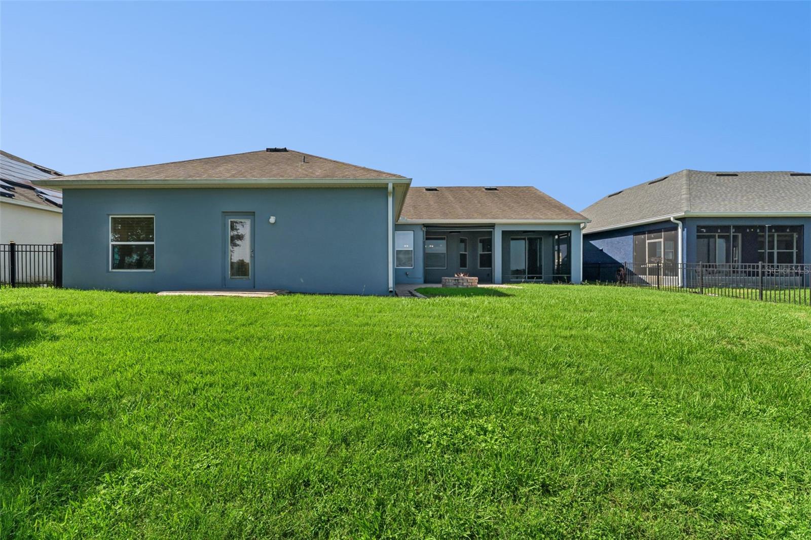 589 Blue Cypress Dr Property Photo 39