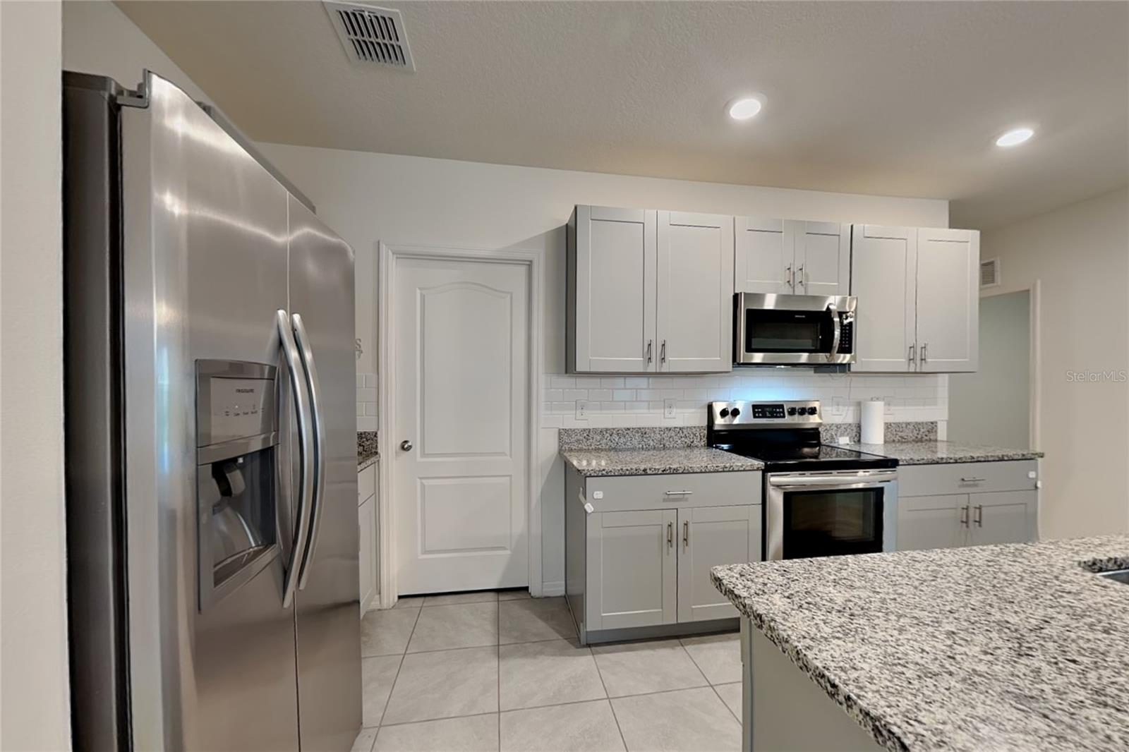 230 Meghan Cir Property Photo 6