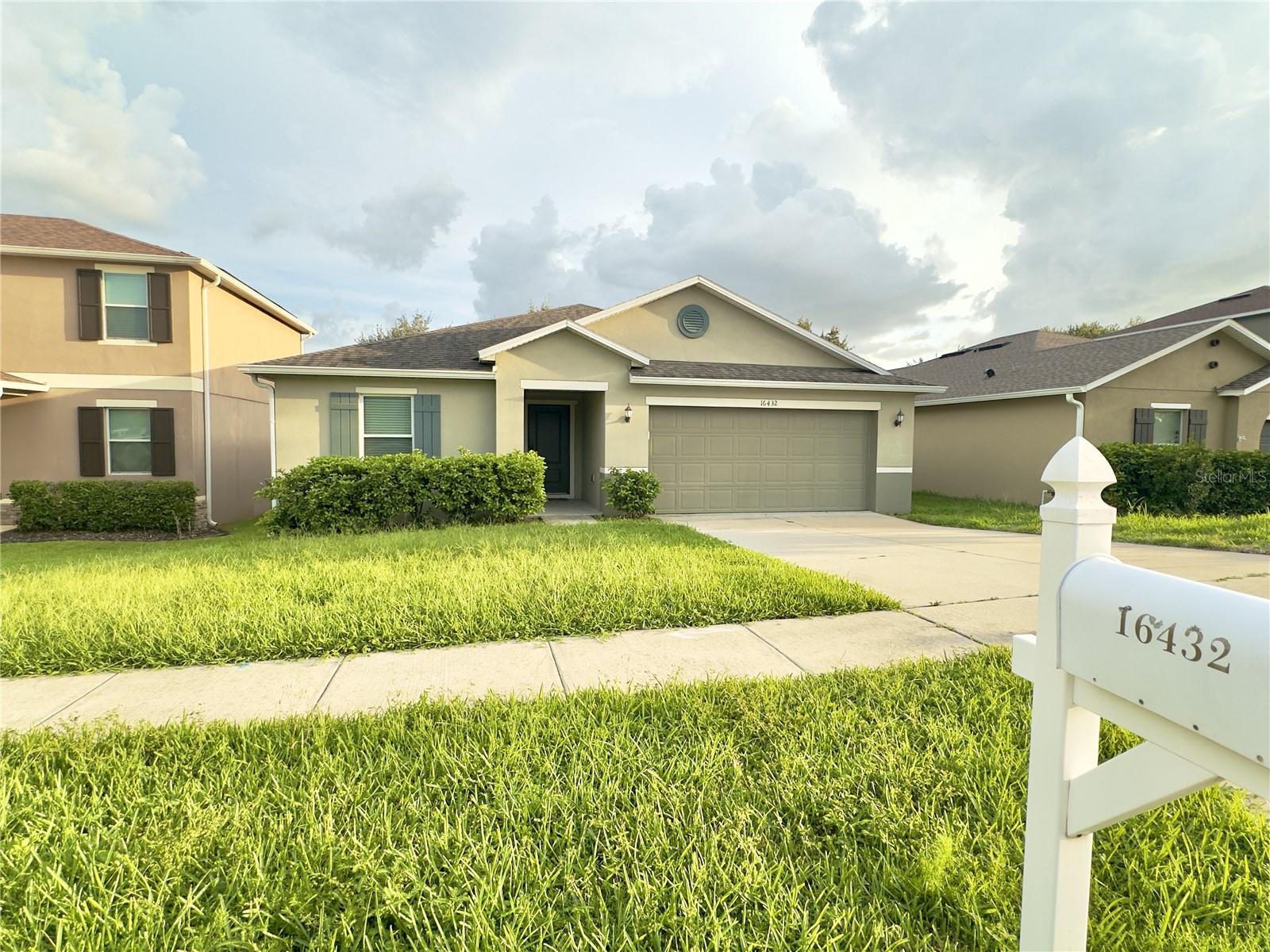 16432 Caju Rd Property Photo 5