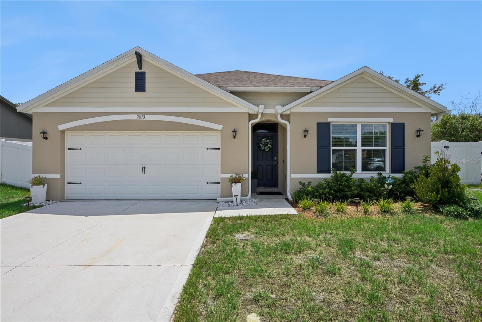 2073 Swanson Dr Property Photo 1