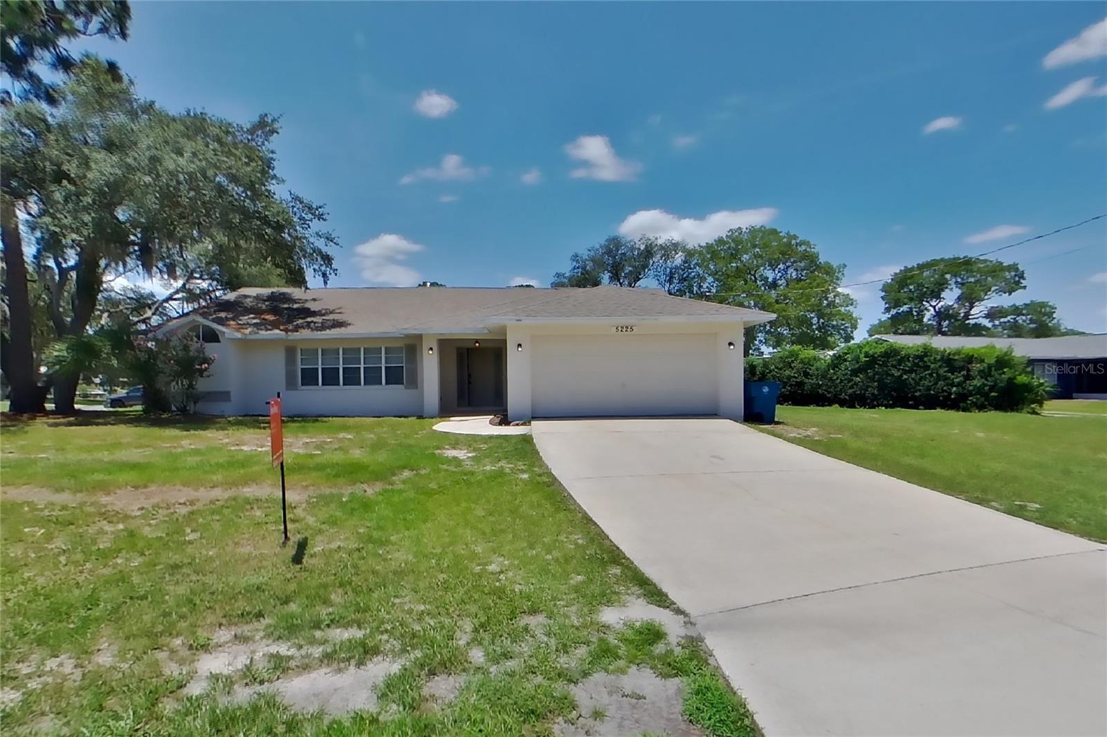 O6434889 Property Photo 1