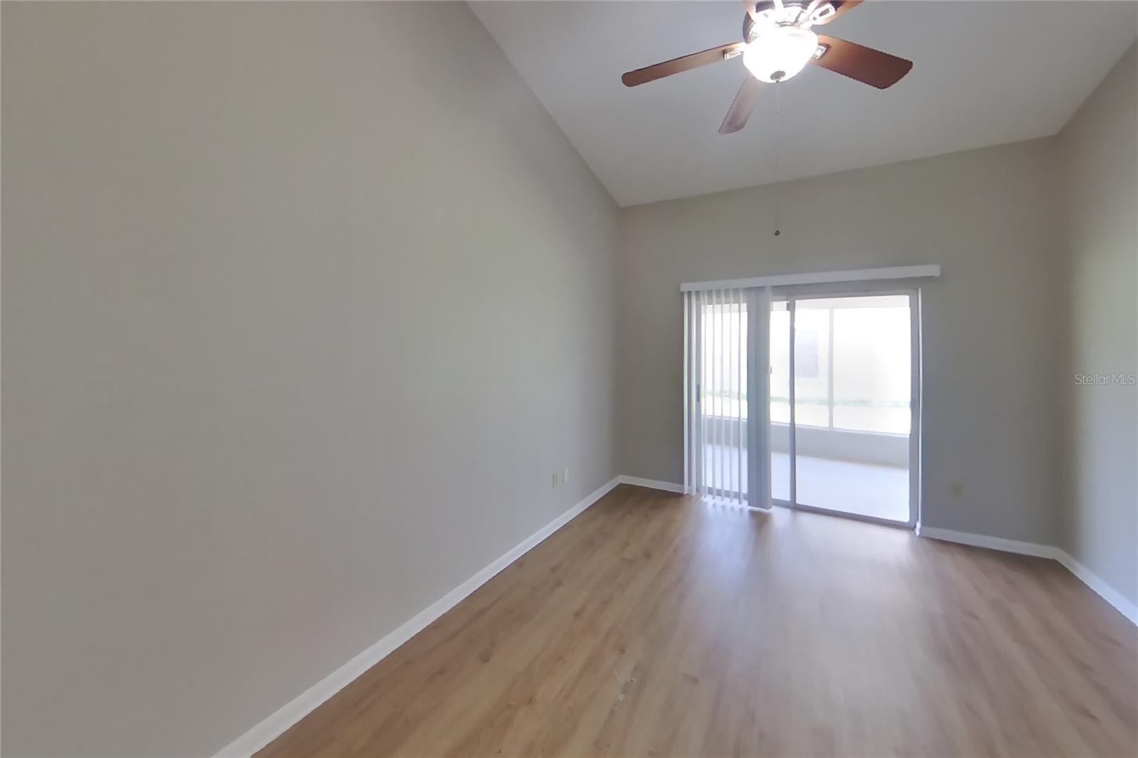 O6434889 Property Photo 6