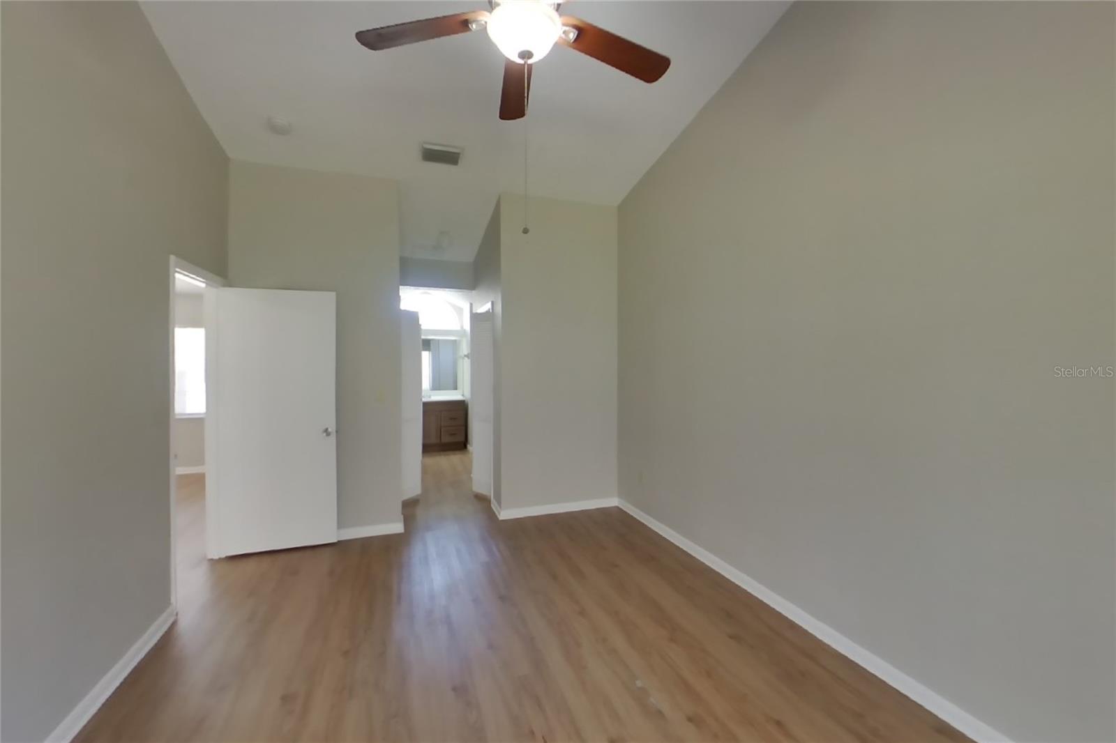 O6434889 Property Photo 7
