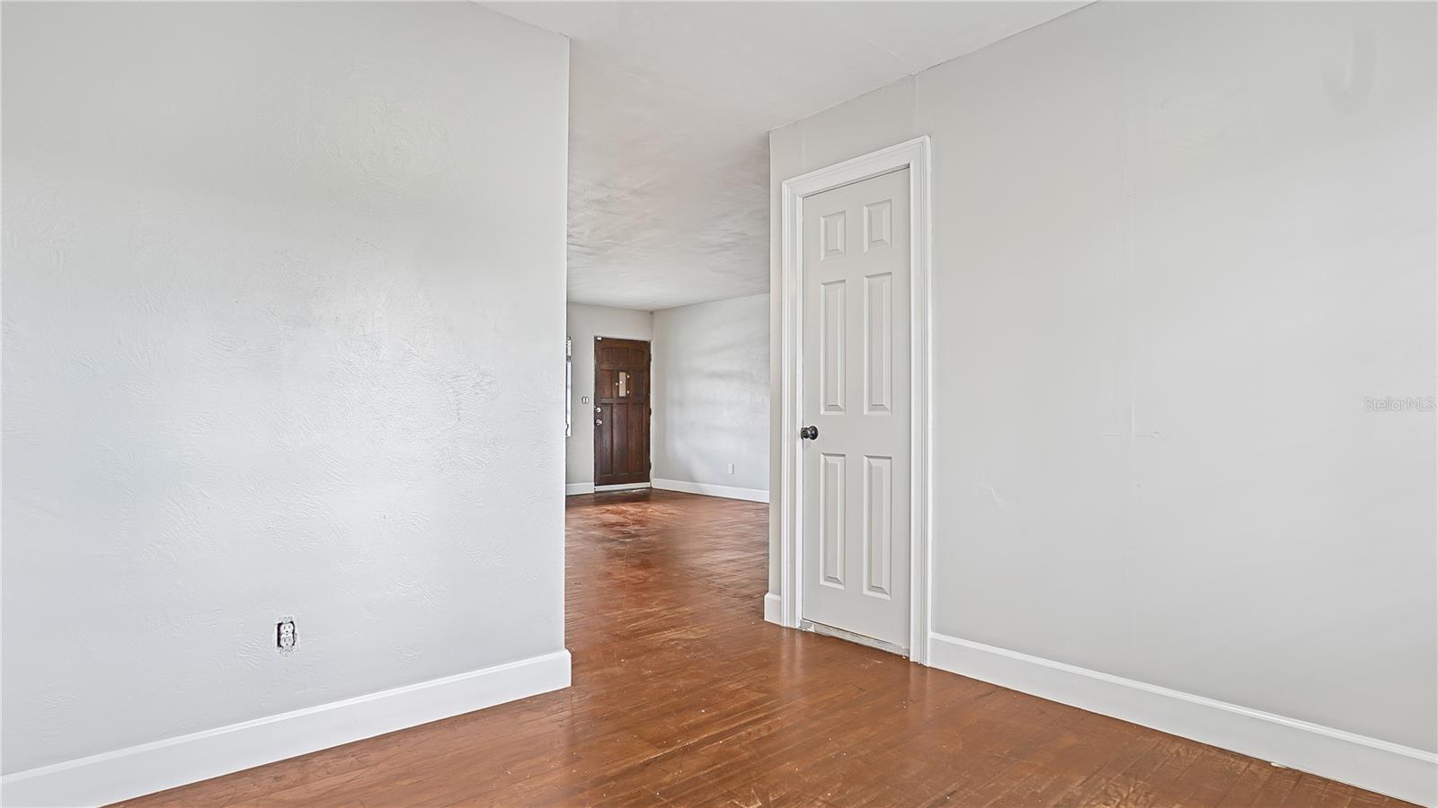 5518 Riviera Dr Property Photo 10