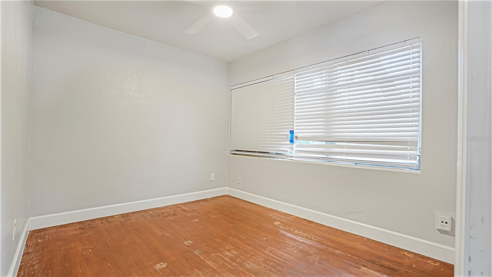 5518 Riviera Dr Property Photo 12