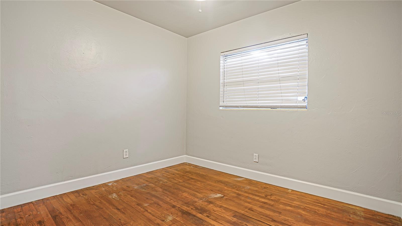 5518 Riviera Dr Property Photo 18