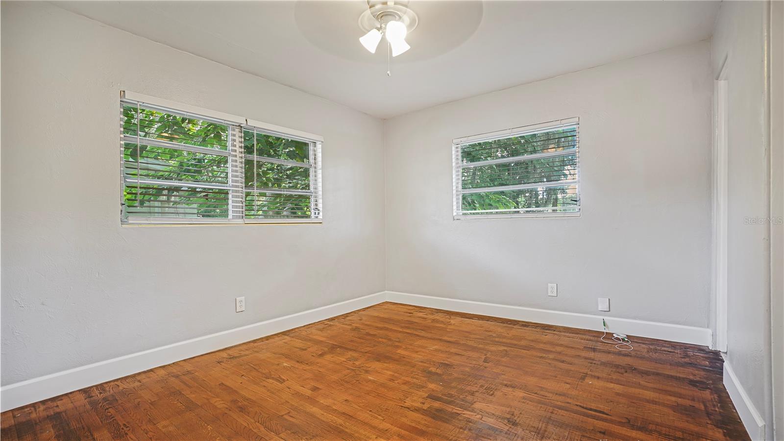 5518 Riviera Dr Property Photo 20