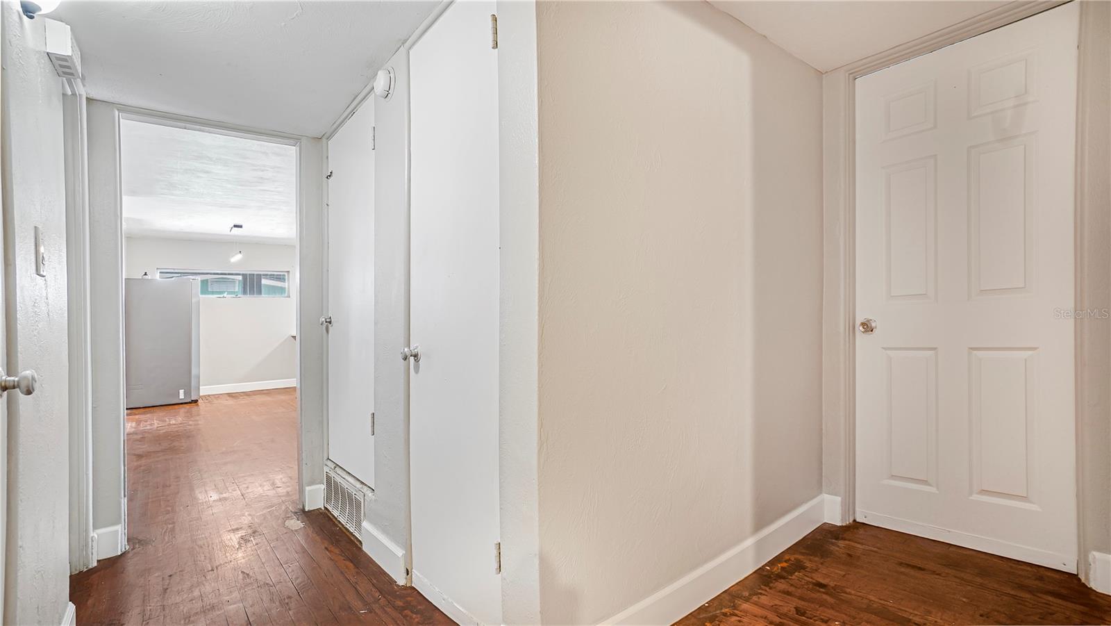 5518 Riviera Dr Property Photo 21