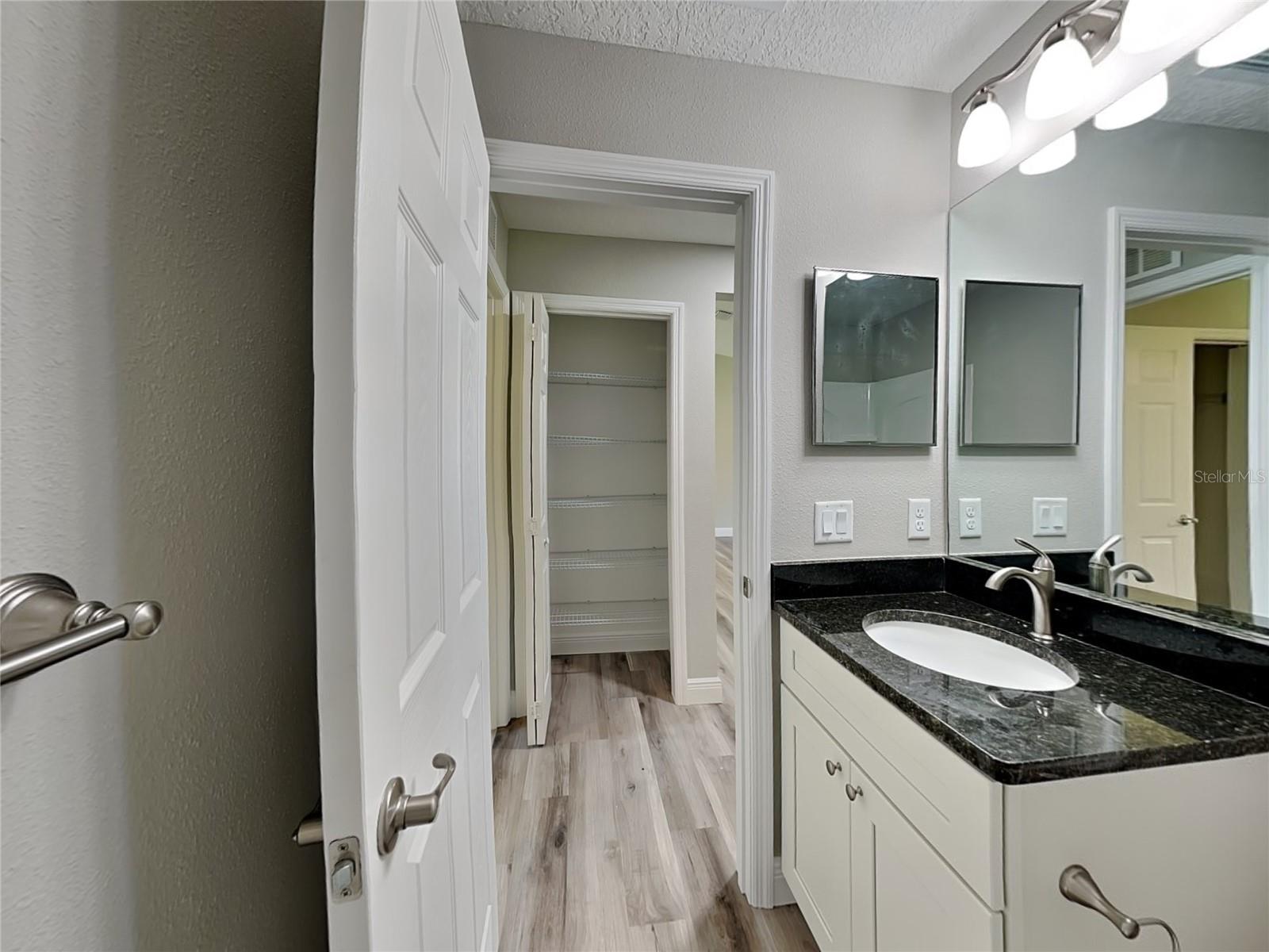 9399 N Del Rio Way Property Photo 12