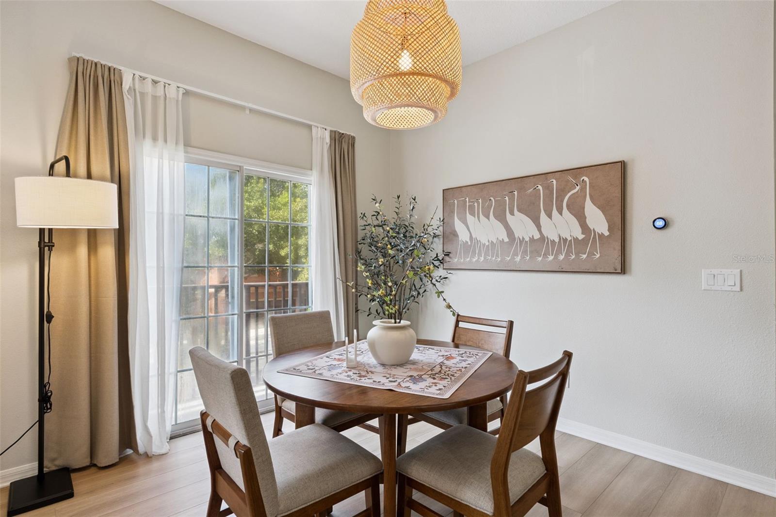 1610 Pine Oak Trl Property Photo 8