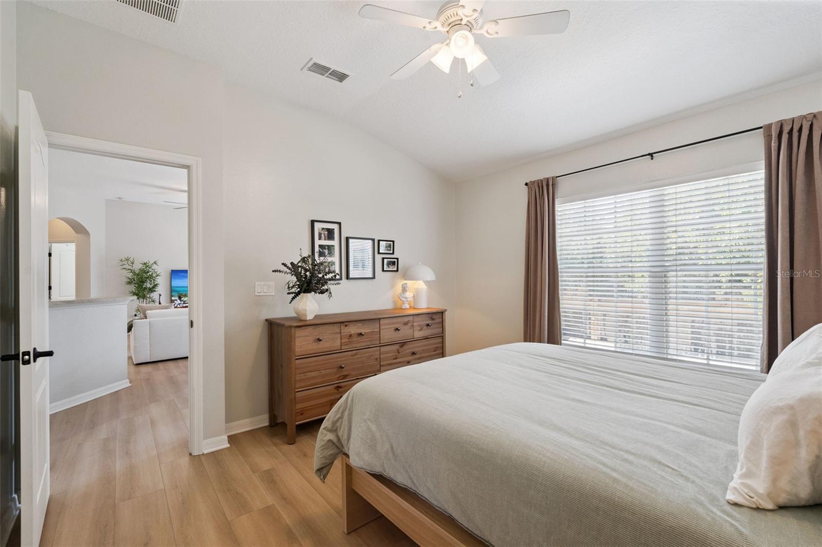 1610 Pine Oak Trl Property Photo 19