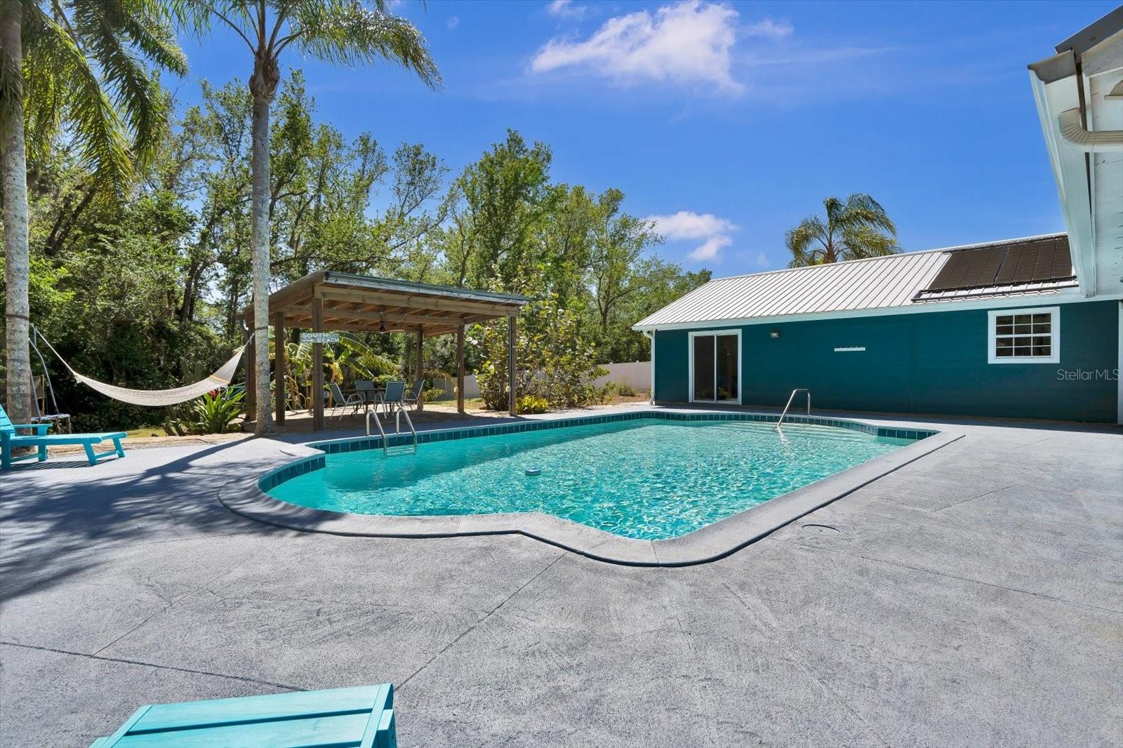 245 Country Circle Dr E Property Photo 34