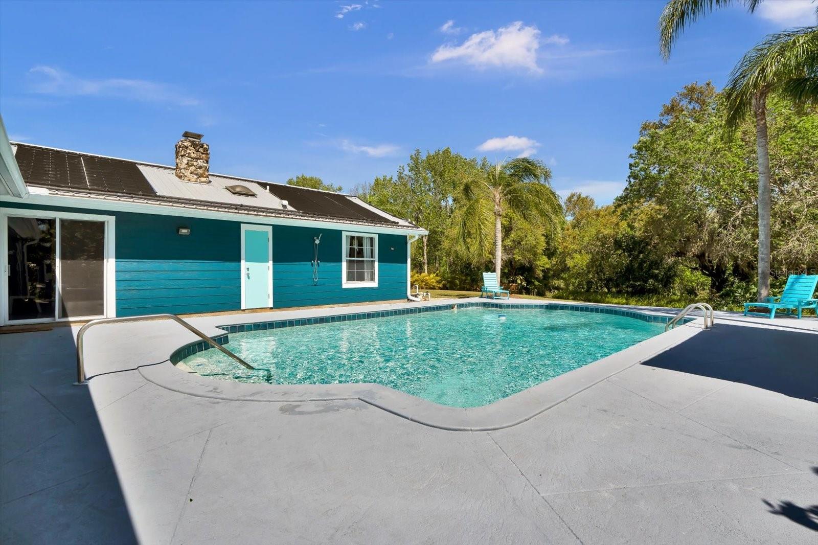 245 Country Circle Dr E Property Photo 35