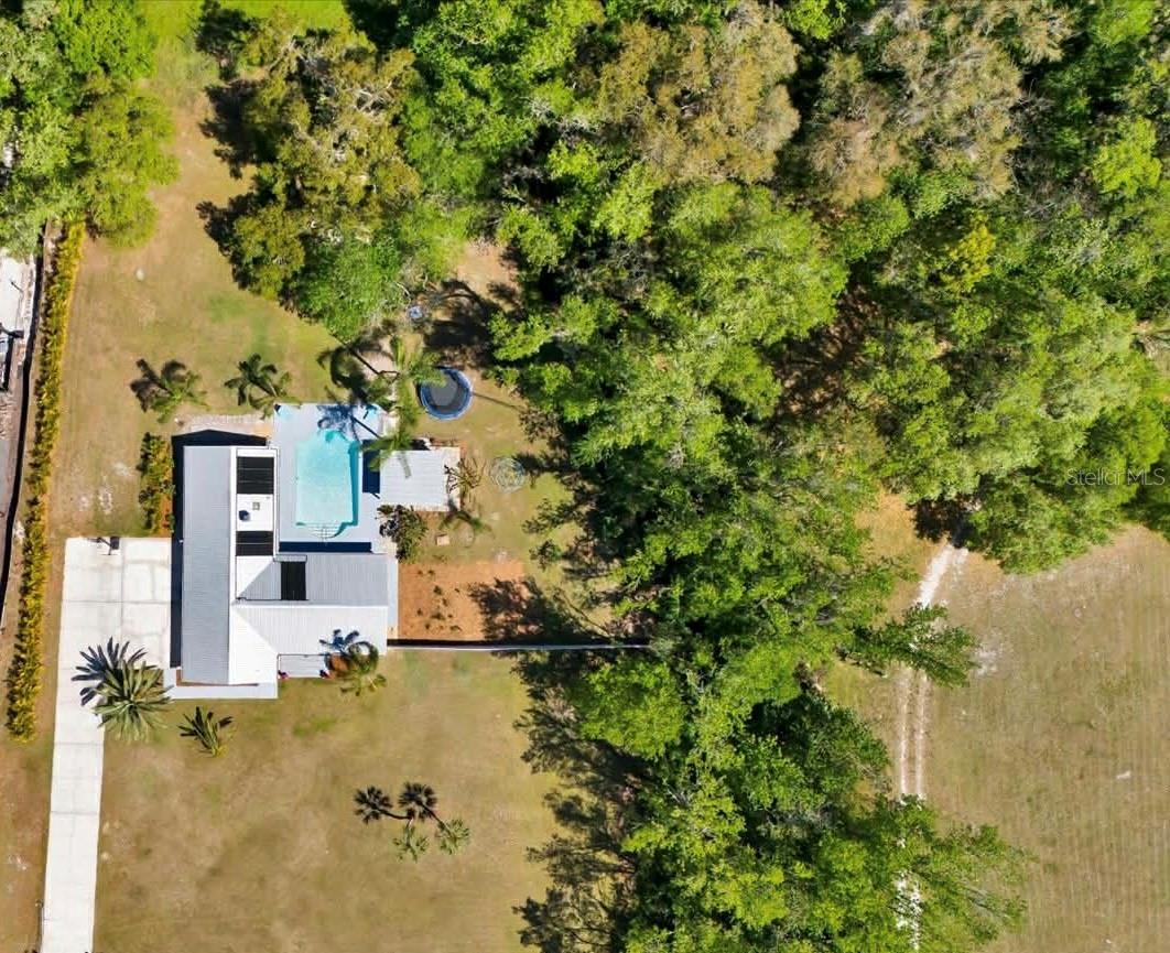 245 Country Circle Dr E Property Photo 45