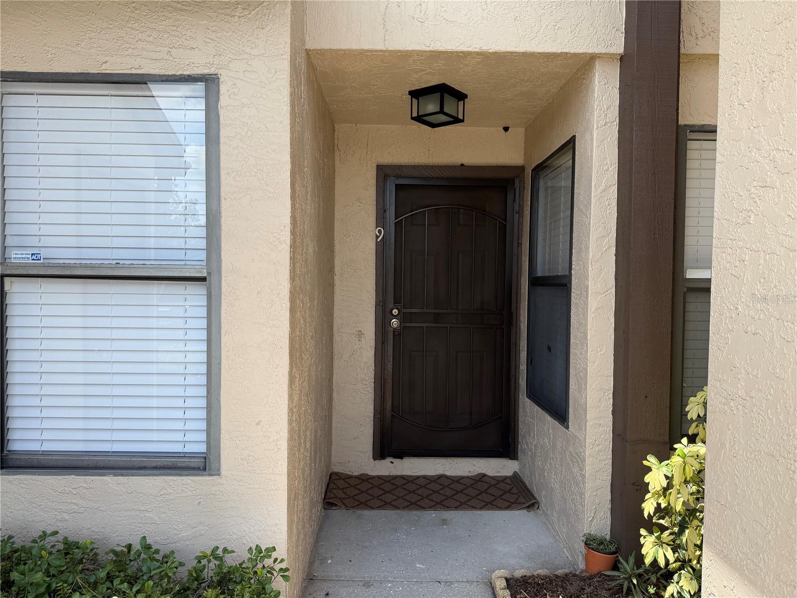 3000 S Semoran Blvd #9 Property Photo 4