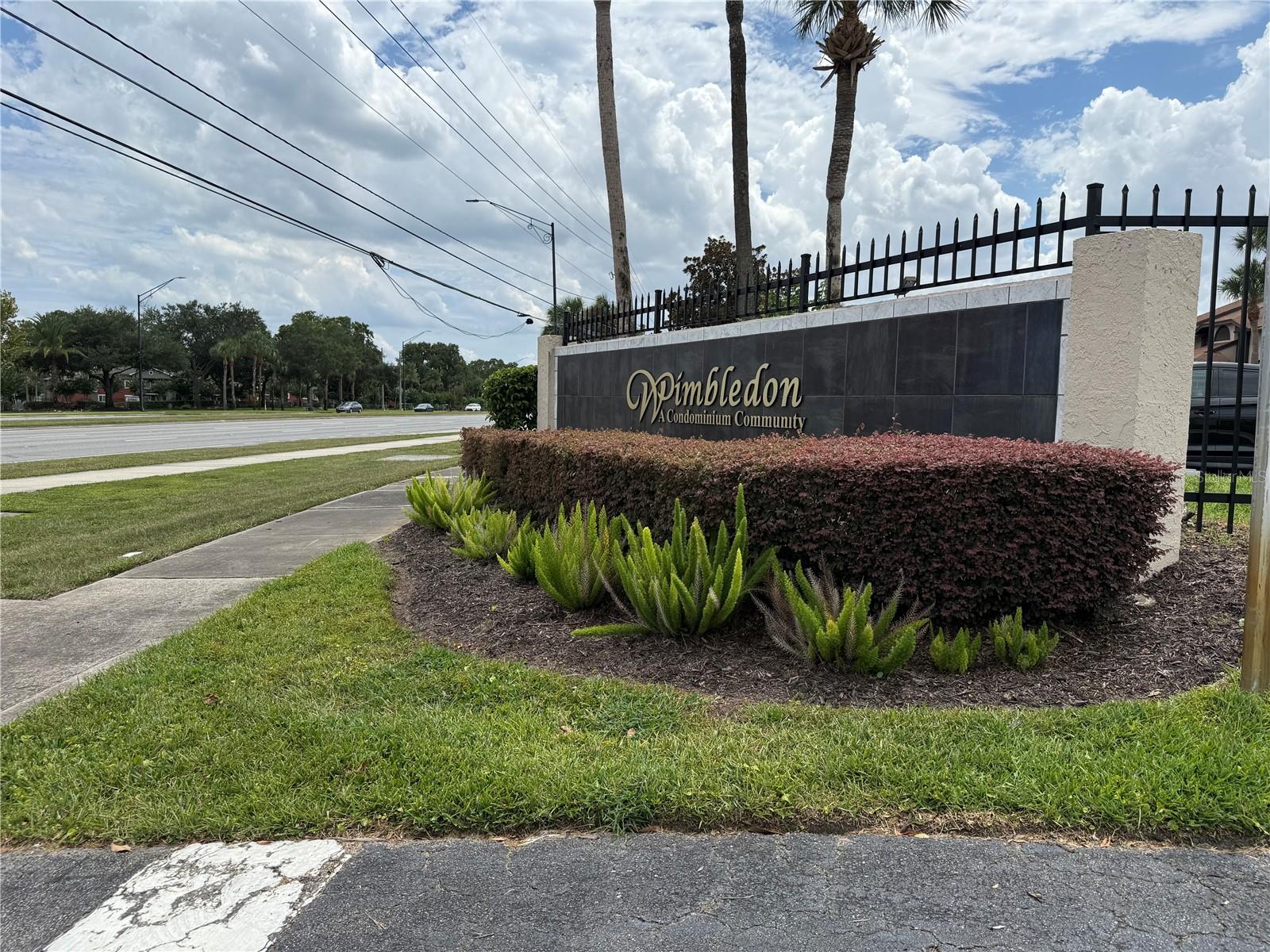 3000 S Semoran Blvd #9 Property Photo 6
