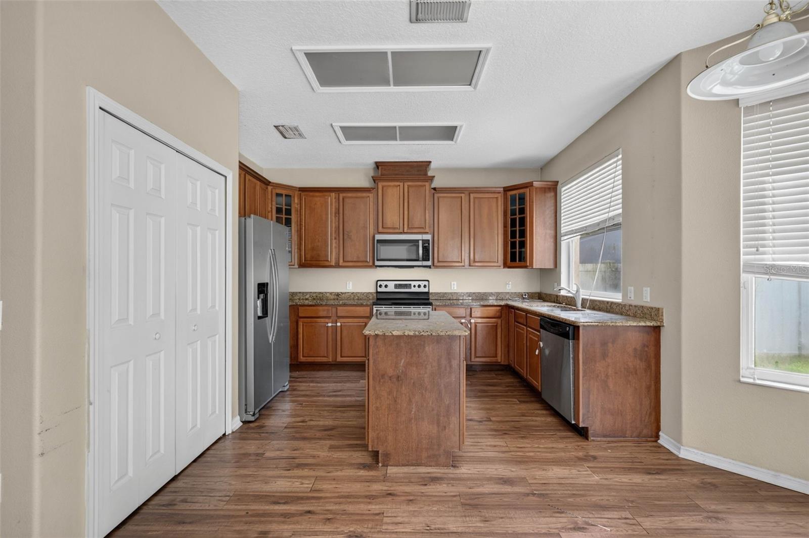 13026 Moss Park Ridge Dr Property Photo 16