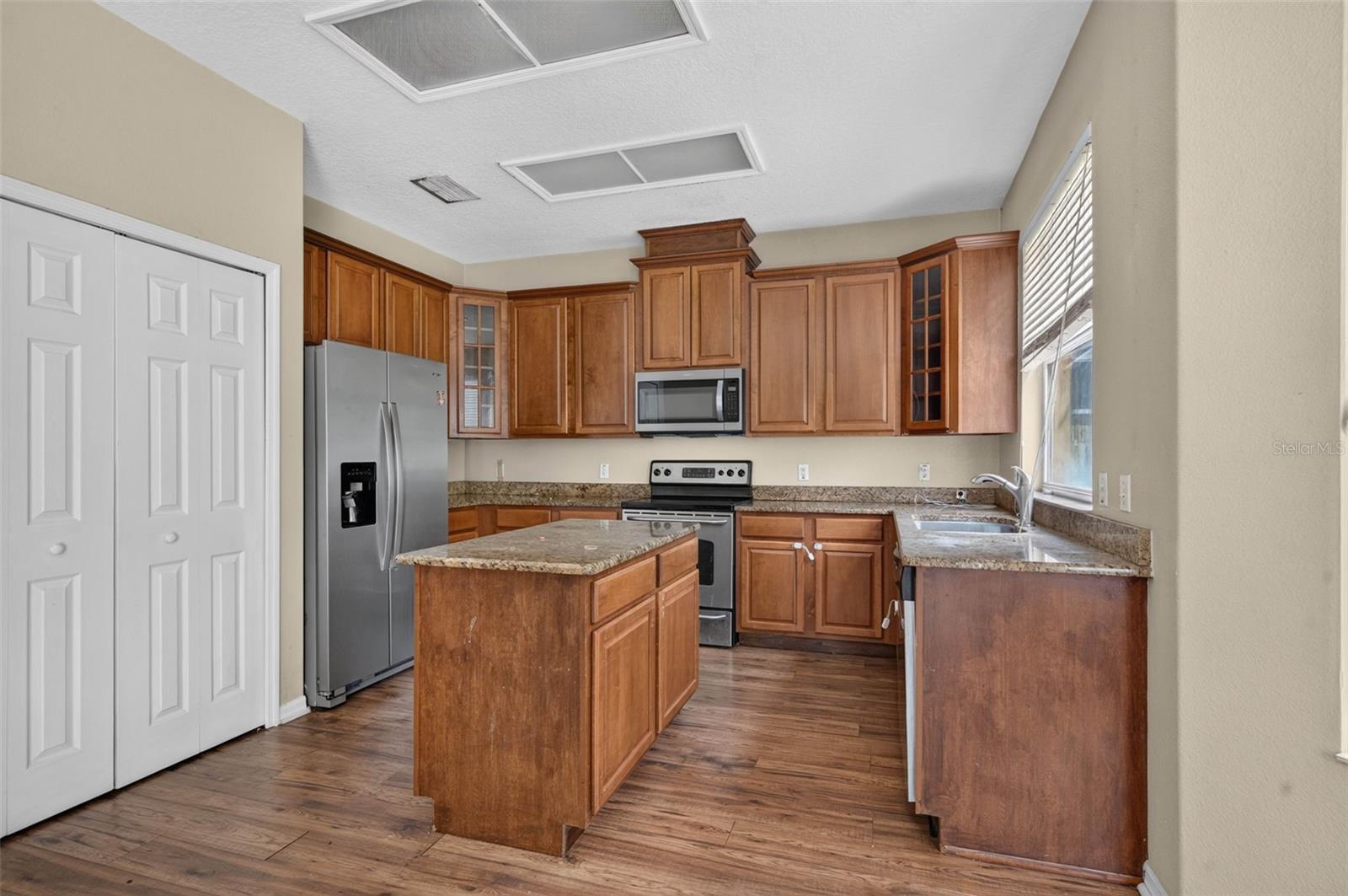 13026 Moss Park Ridge Dr Property Photo 17