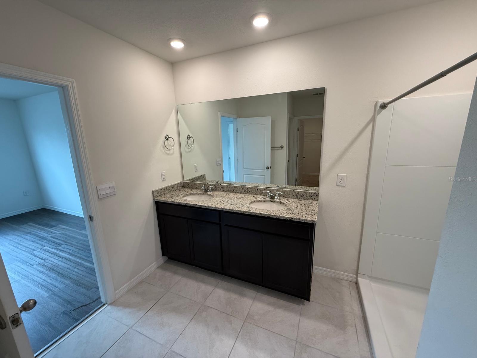 5628 Siltstone St Property Photo 28