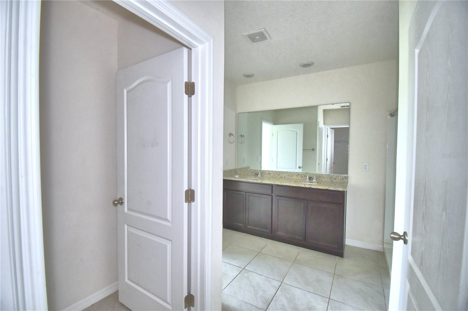 5628 Siltstone St Property Photo 37