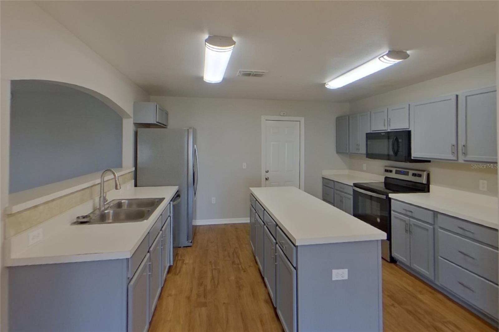 O6434921 Property Photo 6
