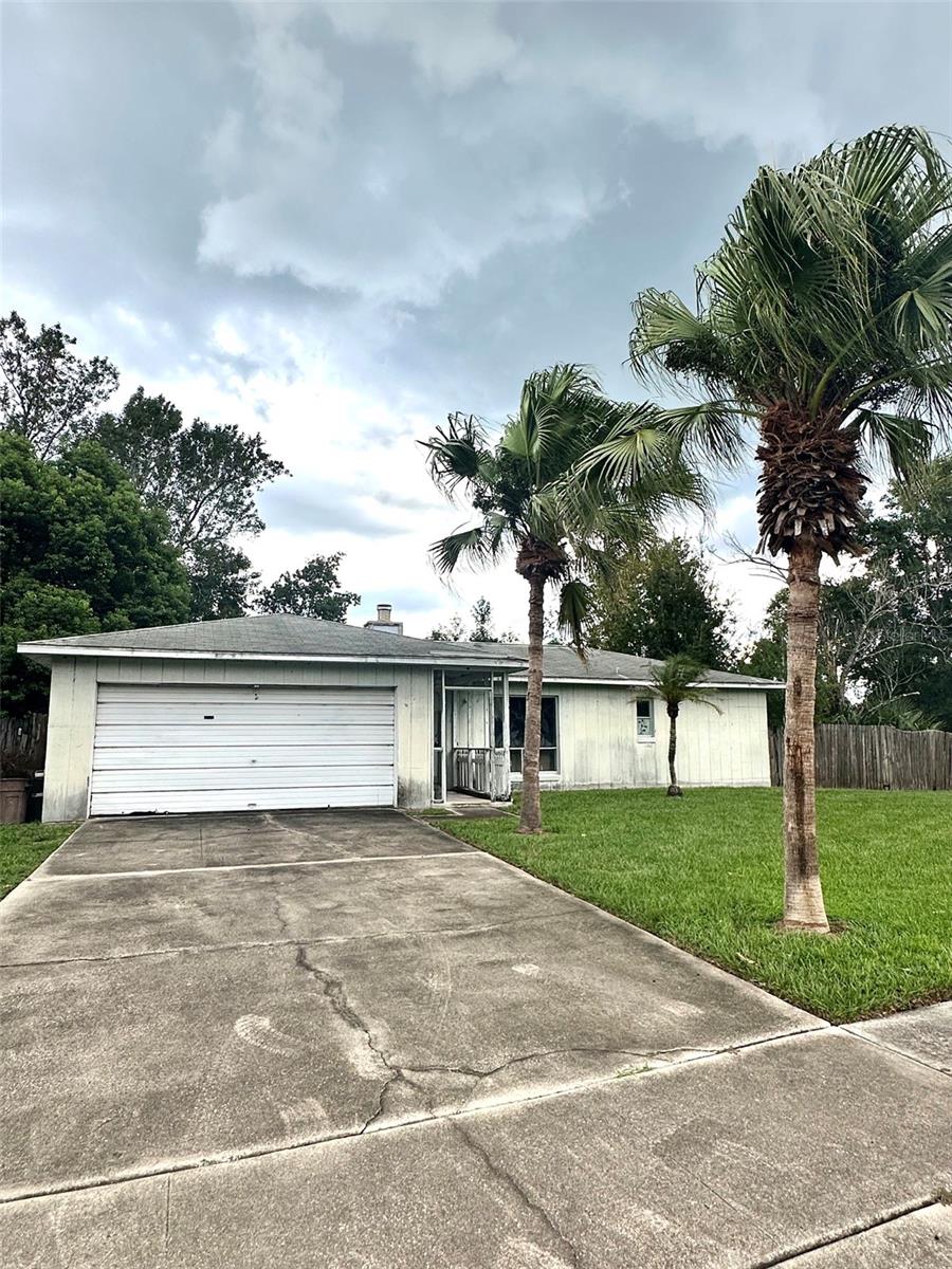 2430 TREE RIDGE LN