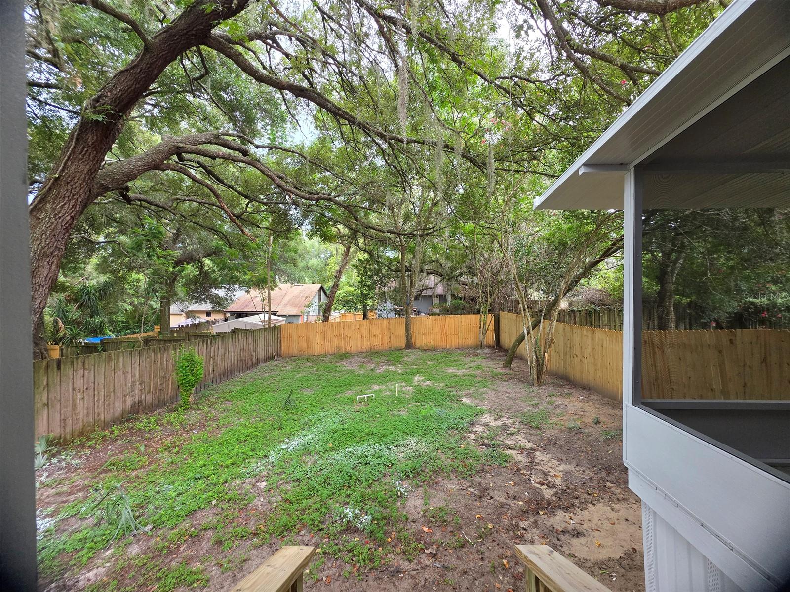 1422 Plymouth Ave Property Photo 44