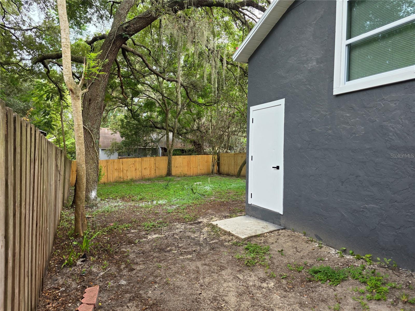 1422 Plymouth Ave Property Photo 46