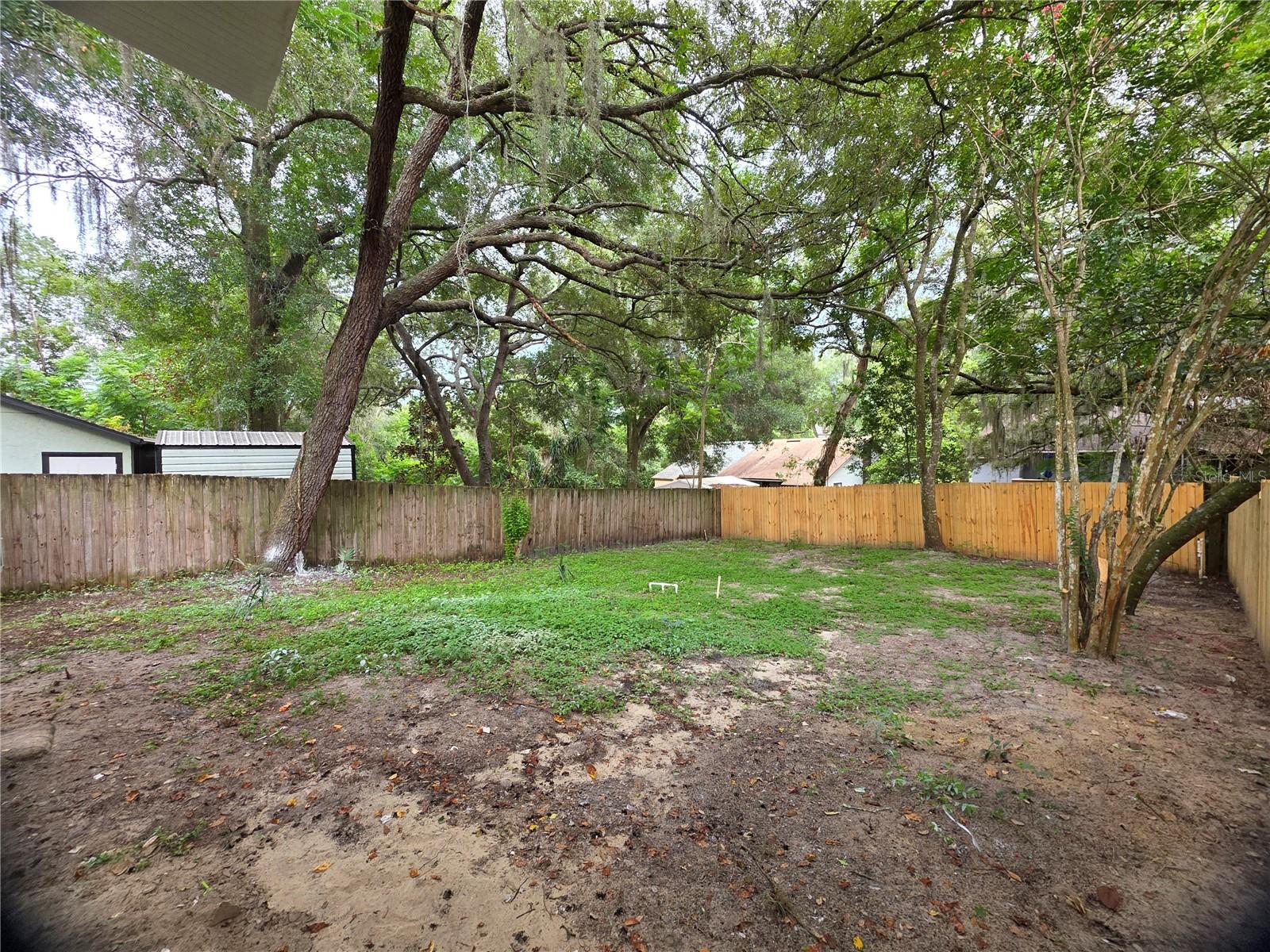 1422 Plymouth Ave Property Photo 49