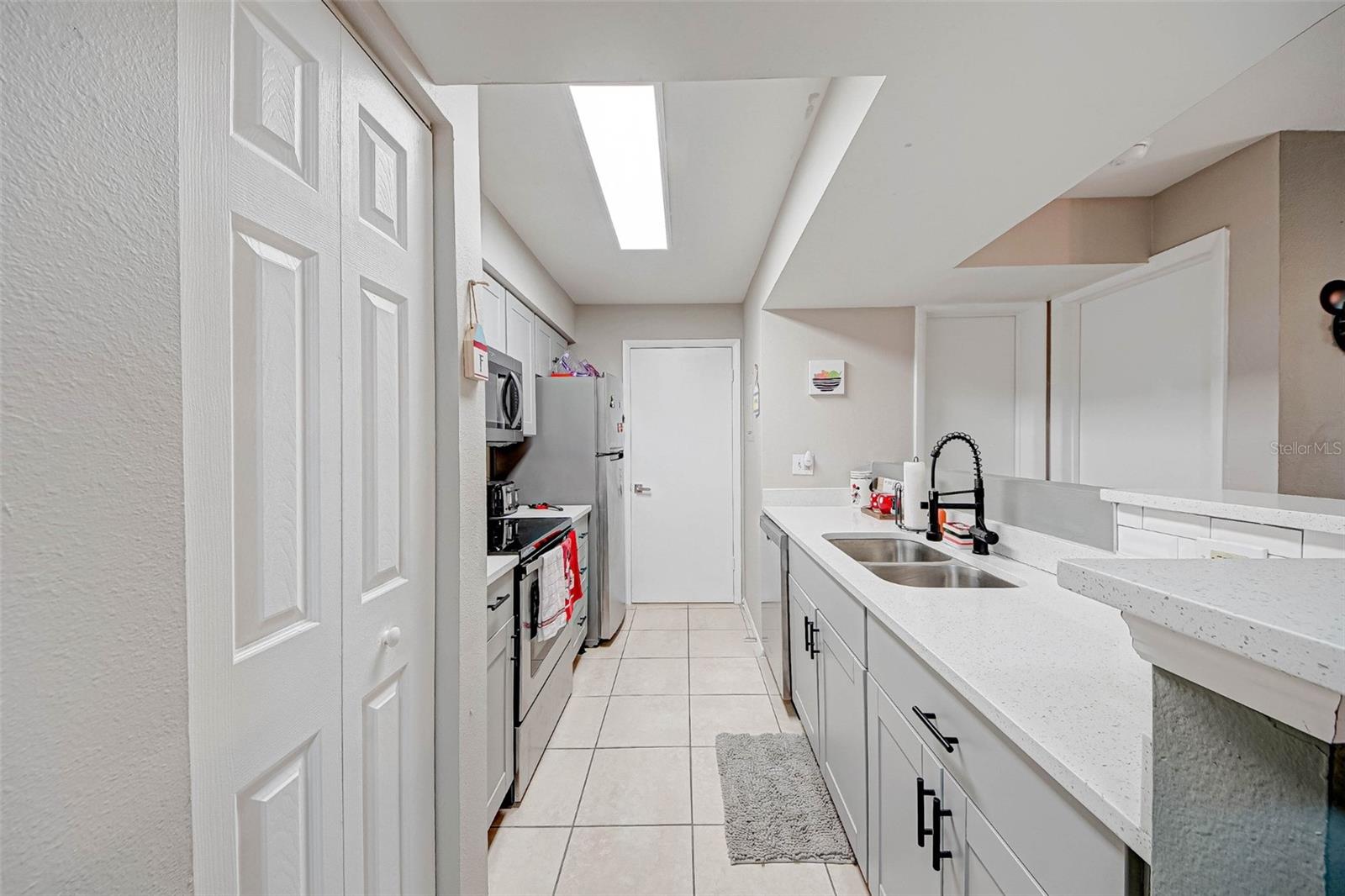 3038 Parkway Blvd #305 Property Photo 12