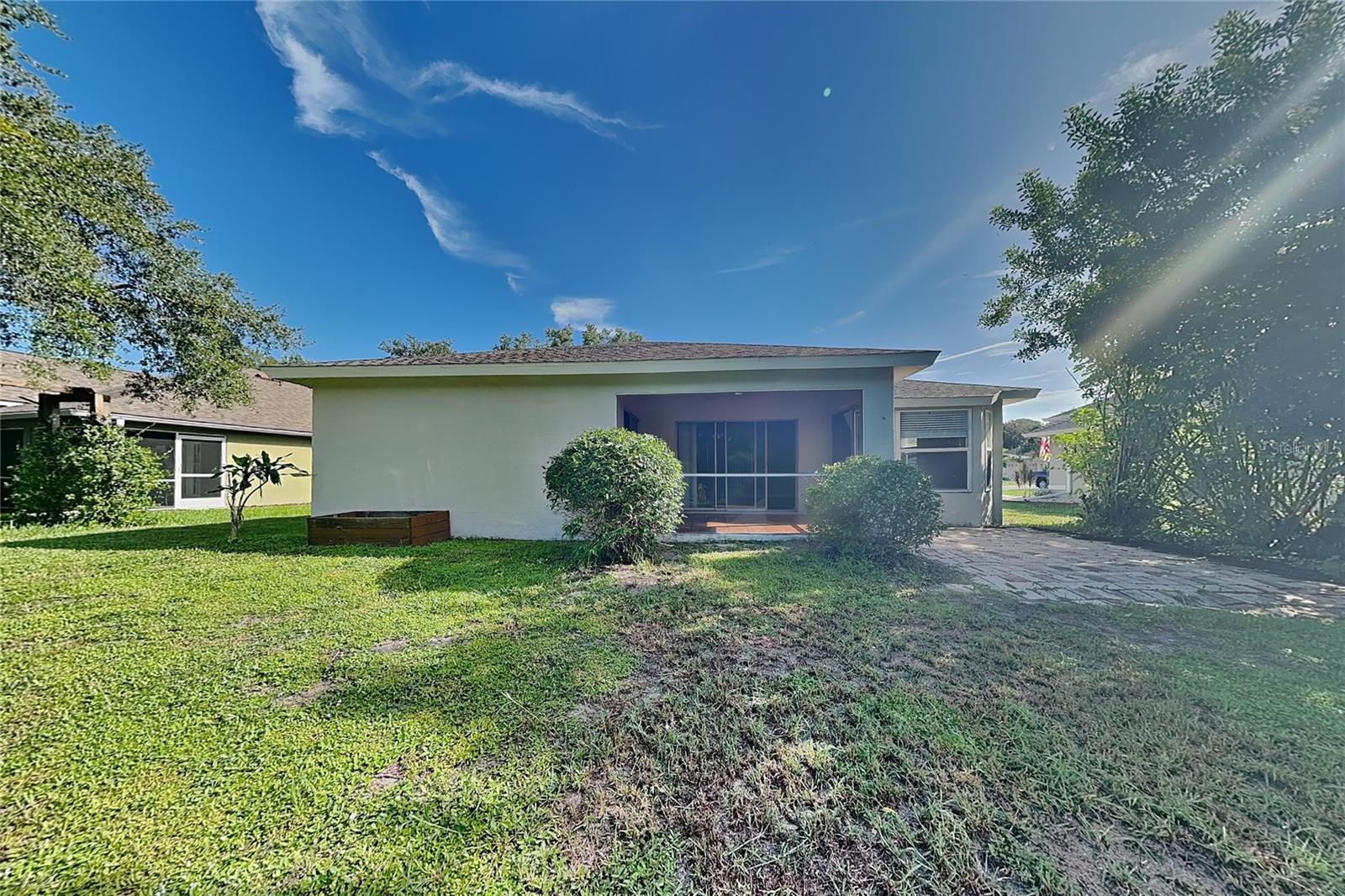 O6434976 Property Photo 15