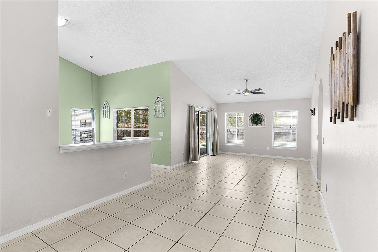 40045 Palm St Property Photo 5
