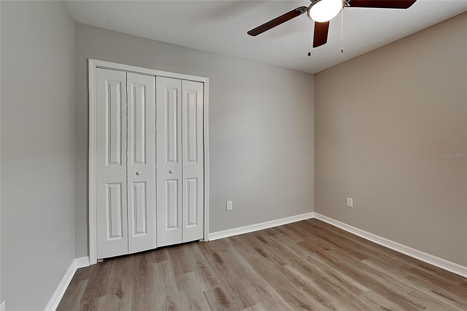 O6434989 Property Photo 10