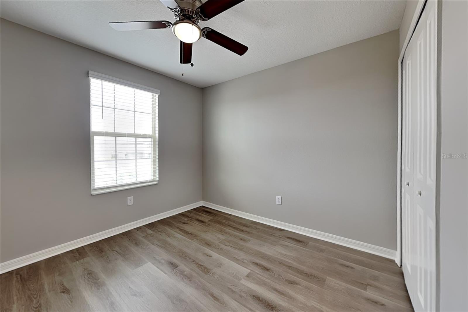 O6434989 Property Photo 14