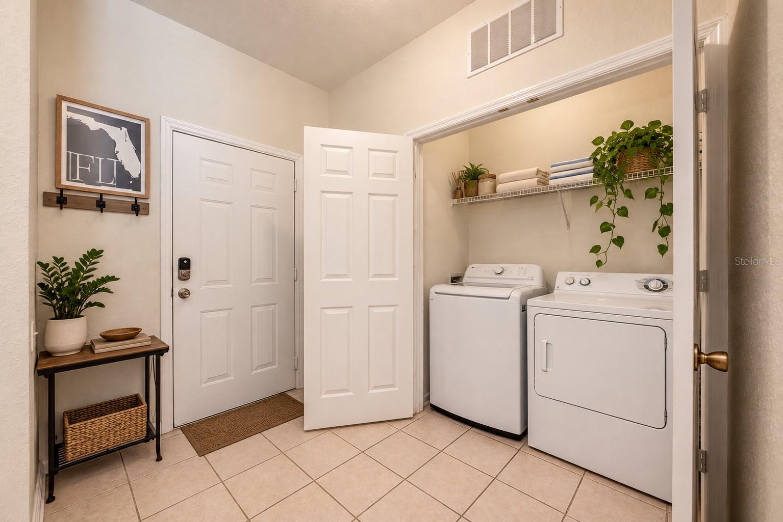 2778 Almaton Loop #204 Property Photo 11