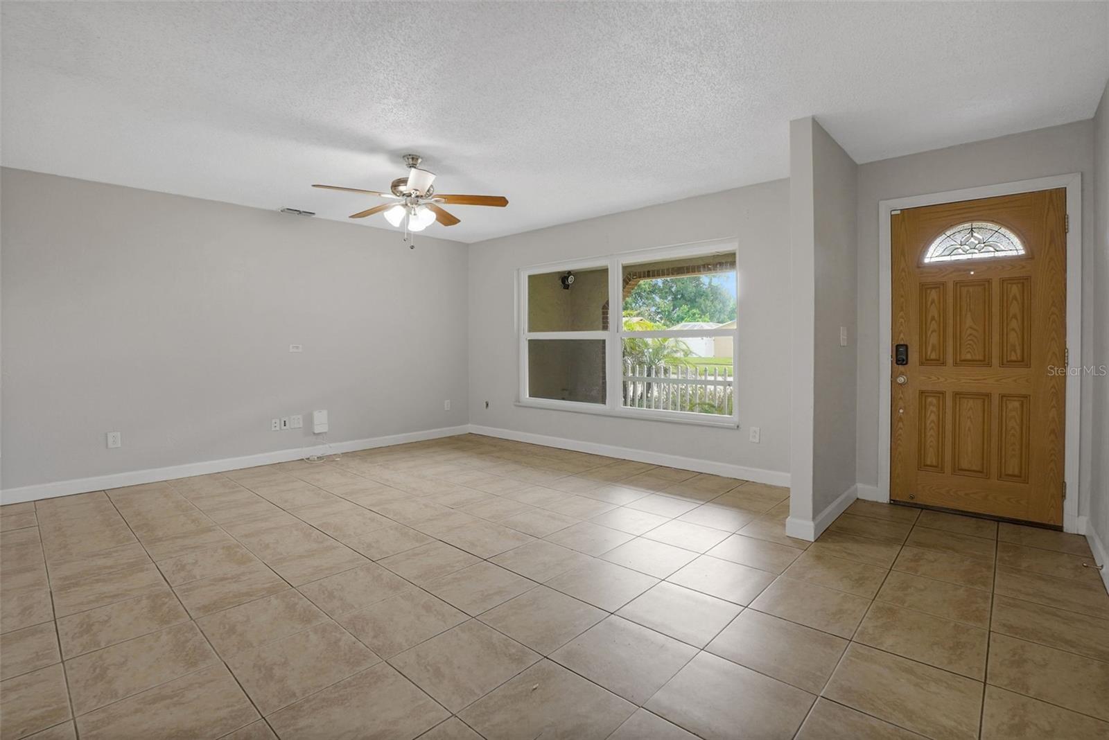 169 Leisure Cir Property Photo 4