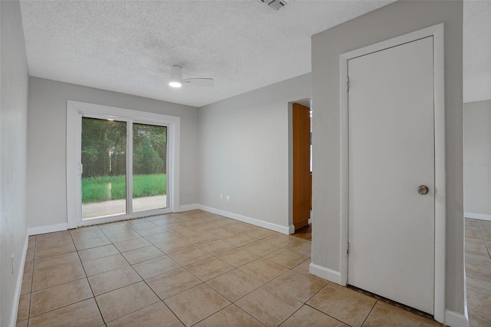 169 Leisure Cir Property Photo 7