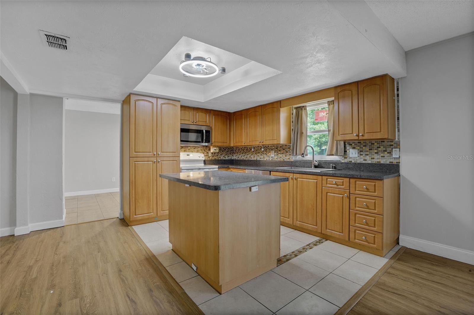 169 Leisure Cir Property Photo 11