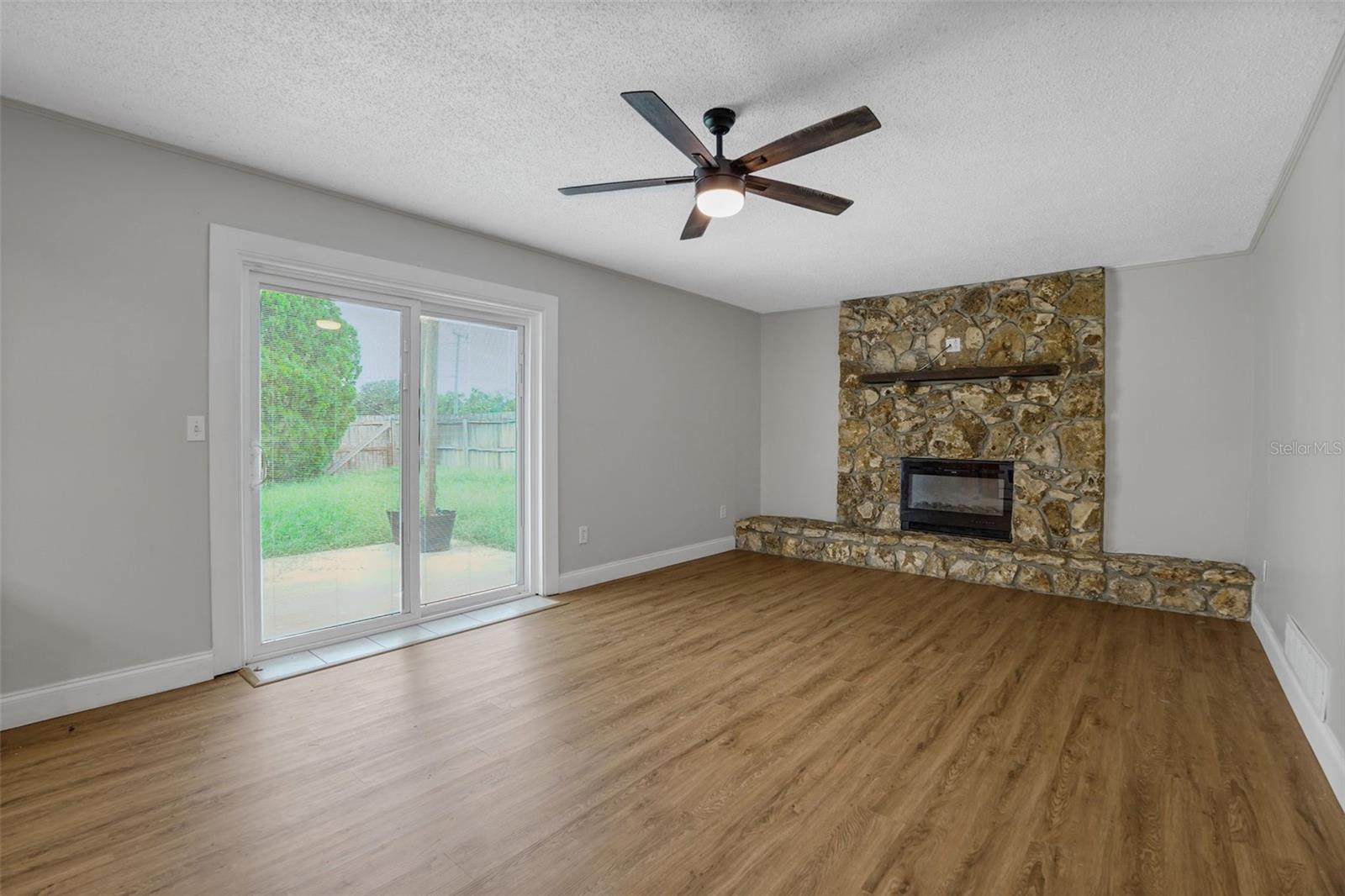 169 Leisure Cir Property Photo 13