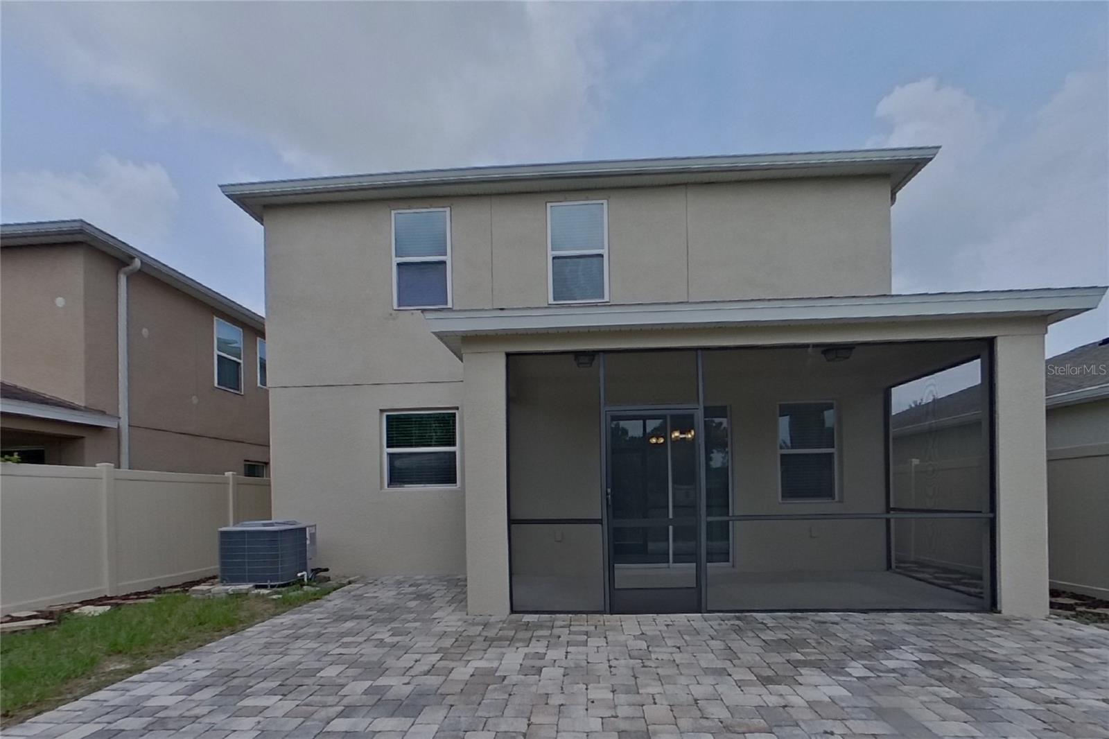 O6435030 Property Photo 18