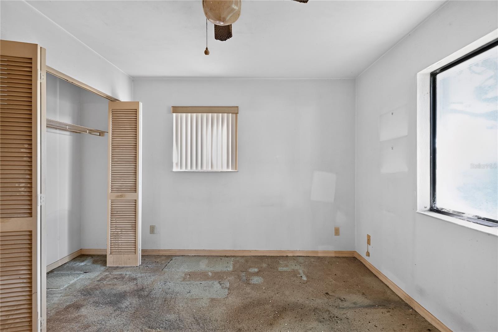 1332 Needle Palm Dr Property Photo 5