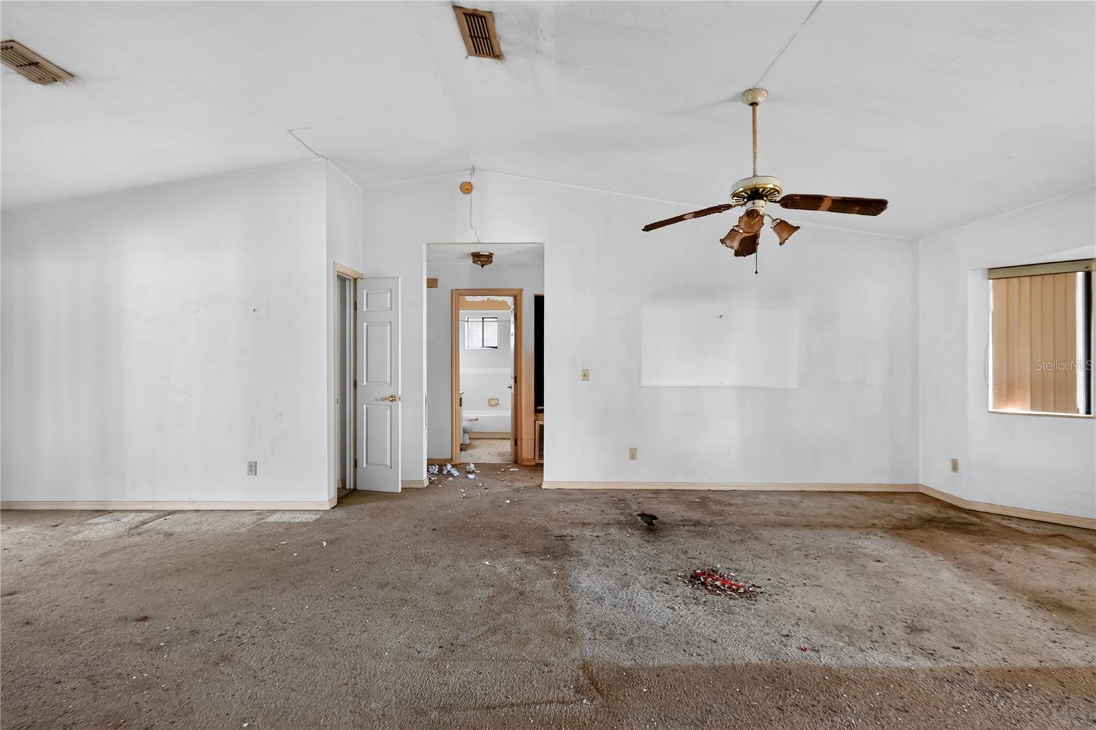 1332 Needle Palm Dr Property Photo 13
