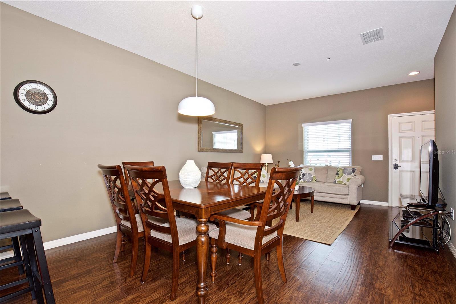 8953 Shine Dr Property Photo 14