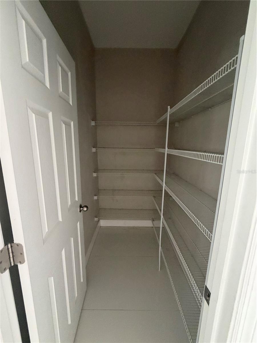 2551 Avian Loop Property Photo 6