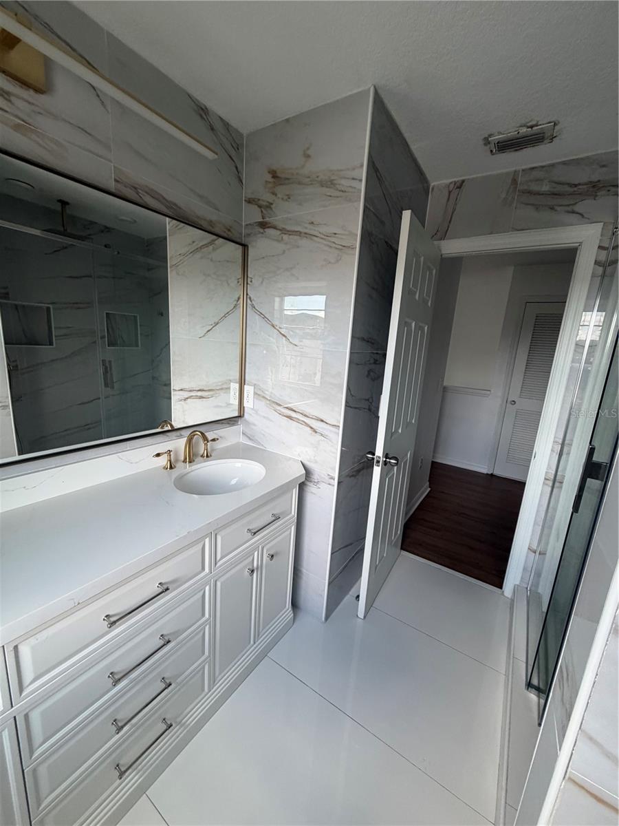2551 Avian Loop Property Photo 16