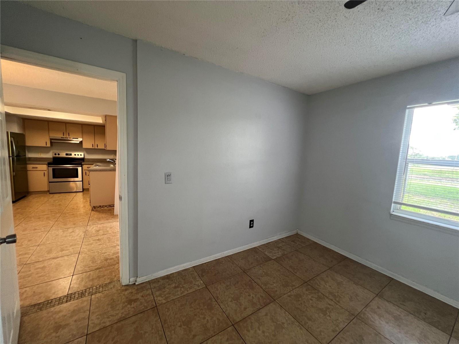 6829 Alpert Dr Property Photo 3
