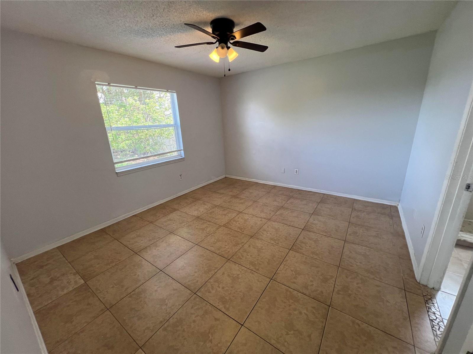 6829 Alpert Dr Property Photo 5