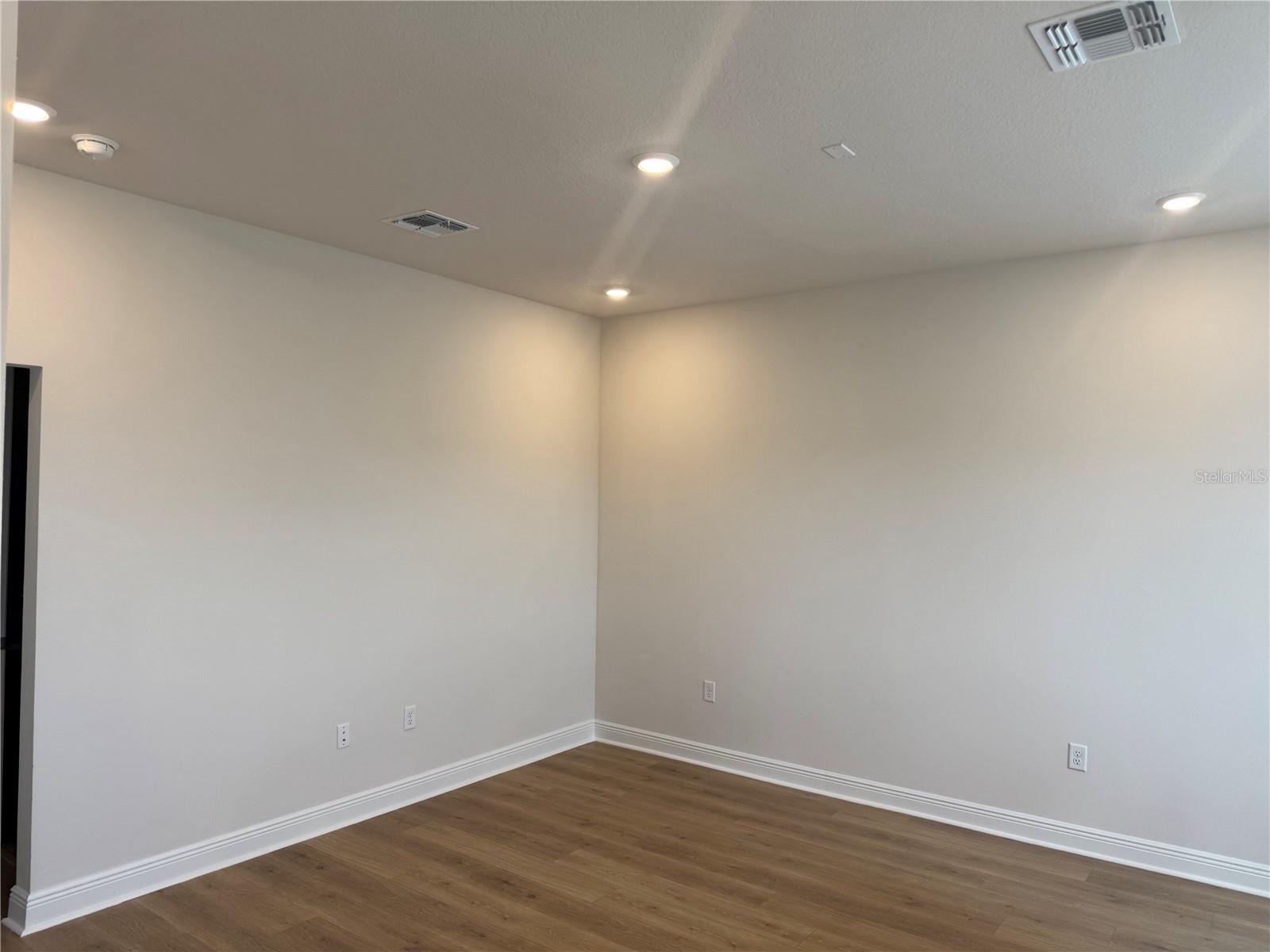 5364 Spaderdock Ln #apt-above-garage Property Photo 9